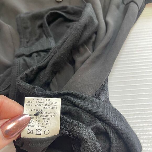 NWT BLAQUE LABEL Black Lacey Bodysuit Size XS NEW - Picture 10 of 12